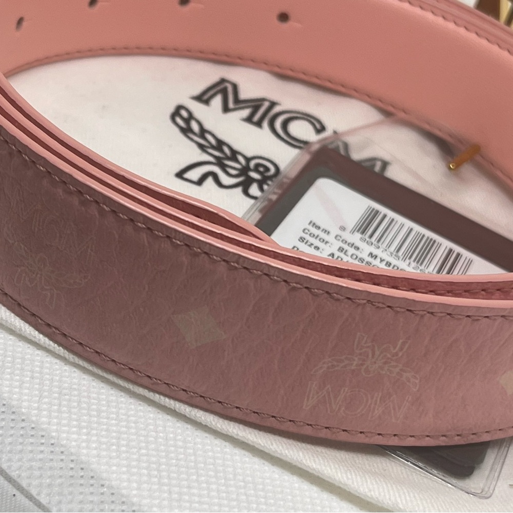 MCM ADJUSTABLE LEATHER BELT NWT COLOR BLOSSOM PINK WITH WHITE LOGO. 🌸 - Picture 5 of 8
